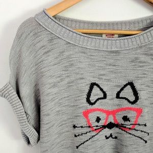 Grey Cute Cat with Glasses Short Sleeved Sweater M